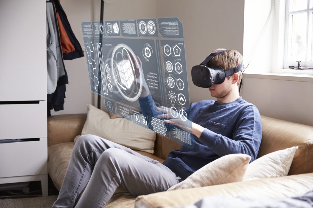 Advantages Of Virtual Reality In Entertainment