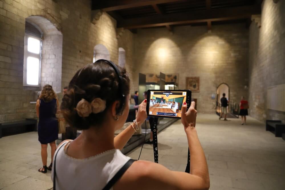 Arts And Culture VR AR Using Augmented Virtual Reality To Increase 